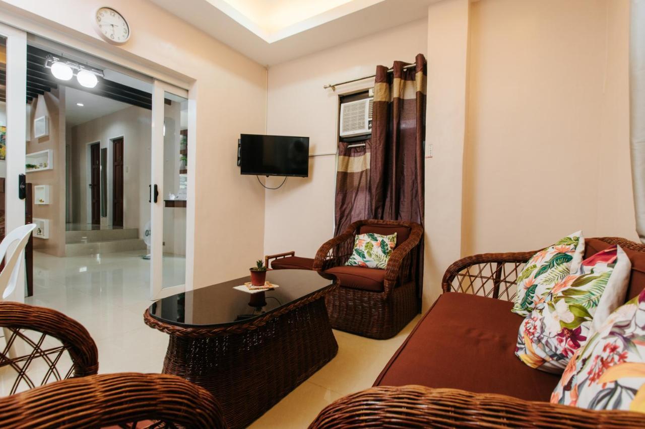 Bahay Ni Kikay Vacation Rental - Wifi Included General Santos City ภายนอก รูปภาพ