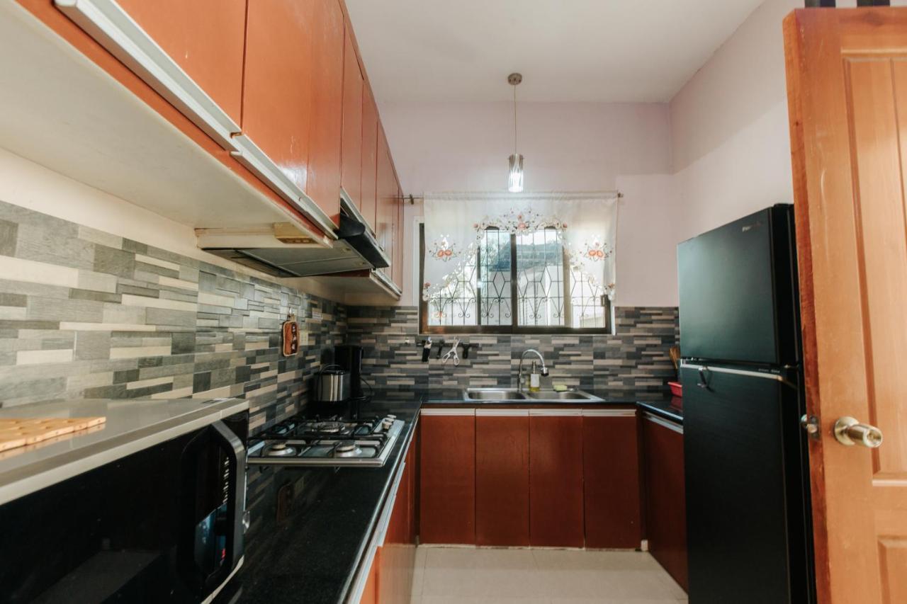 Bahay Ni Kikay Vacation Rental - Wifi Included General Santos City ภายนอก รูปภาพ