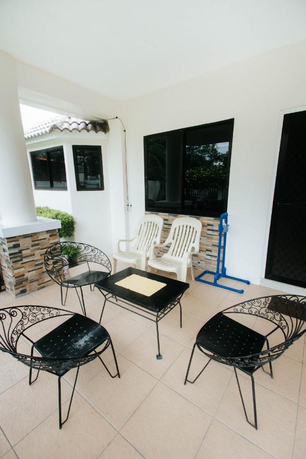 Bahay Ni Kikay Vacation Rental - Wifi Included General Santos City ภายนอก รูปภาพ